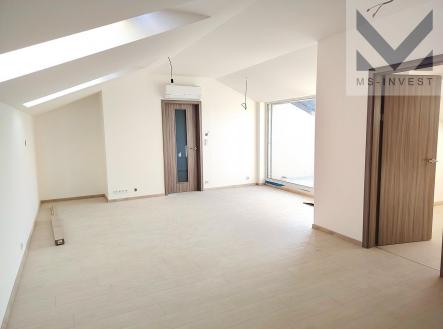 A 401 obývací pokoj.2.jpg | Prodej bytu, 2+kk, 62 m²