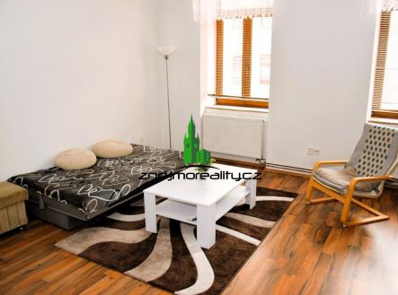 pokoj 1 foto 1  přízemí  | Prodej - dům/vila, 128 m²