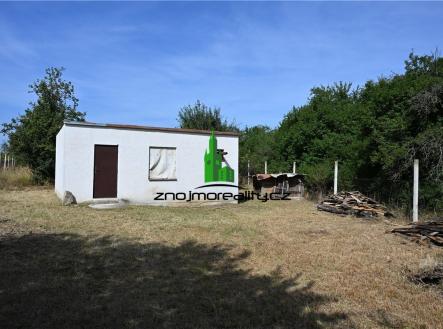 4 | Prodej - pozemek, zahrada, 2 330 m²