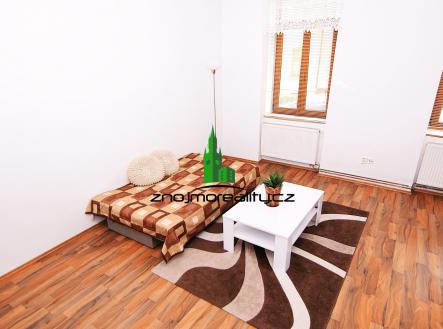 přízemí pokoj  2 foto 1 | Prodej - dům/vila, 128 m²