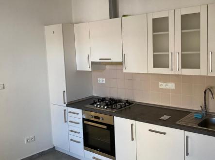 Pronájem bytu, 2+1, 100 m² obrázek