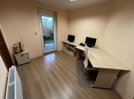 IMG_2967.jpg | Pronájem - kanceláře, 9 m²