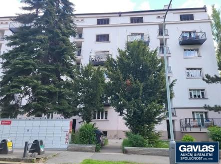 Dům z ulice Ke Kapslovně | Pronájem bytu, 1+kk, 35 m²