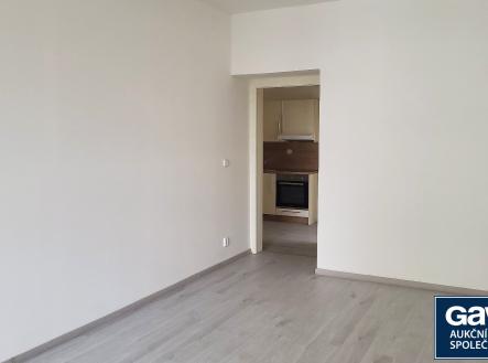 obývací pokoj - pohled ke vstupu | Pronájem bytu, 2+kk, 62 m²
