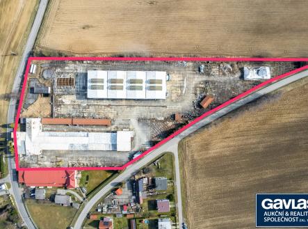 Lom_dron_foto s vyznac╠îeni╠üm_final-2 | Prodej - komerční objekt, výroba, 4 180 m²