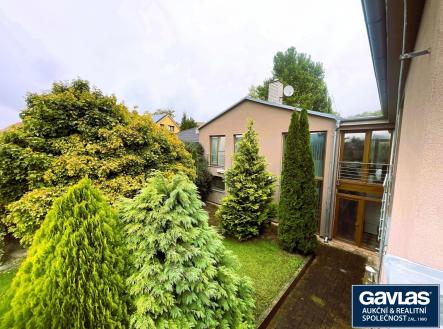 4 východní strana | Prodej - dům/vila, 397 m²