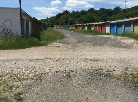 Lokalita | Pronájem - malý objekt/garáž