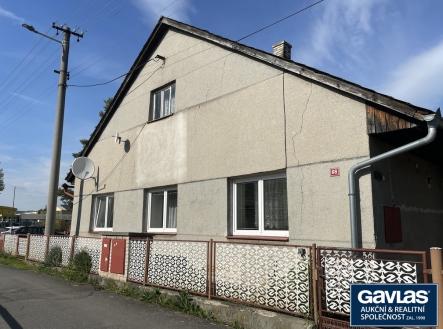 2 pohled západní z ulice | Prodej - dům/vila, 90 m²