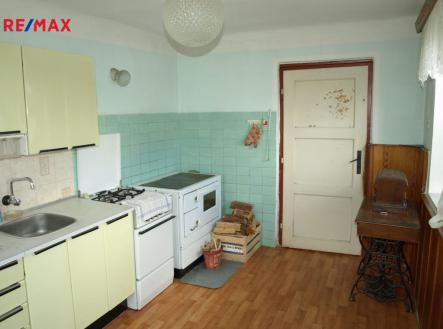 kuchyně přízemí | Prodej - dům/vila, 200 m²