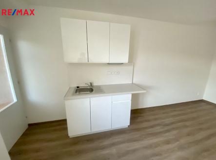 img-2430.jpeg | Pronájem bytu, 1+kk, 25 m²