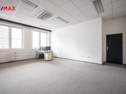 3p7a7132.jpg | Pronájem - kanceláře, 32 m²