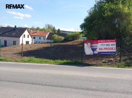 photo-2025-04-28-16-16-10.jpg | Prodej - pozemek pro bydlení, 1 053 m²