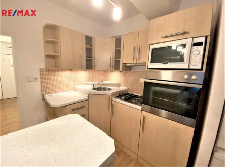 Pronájem bytu, 1+1, 38 m² obrázek