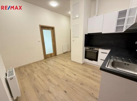 img-5141.jpeg | Pronájem bytu, 2+1, 66 m²