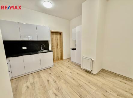 img-5142.jpeg | Pronájem bytu, 2+1, 66 m²