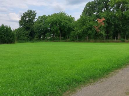 Prodej - pozemek pro bydlení, 1 076 m² obrázek