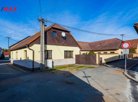 RD se 3 bytovými jednotkami | Prodej - nájemní dům, 336 m²