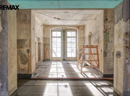 Budoucí kuchyň a jídelna | Prodej - hotel, 273 m²