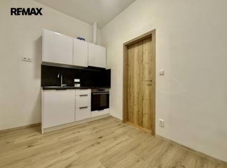 upravena-kuchyn.jpg | Pronájem bytu, 2+kk, 50 m²