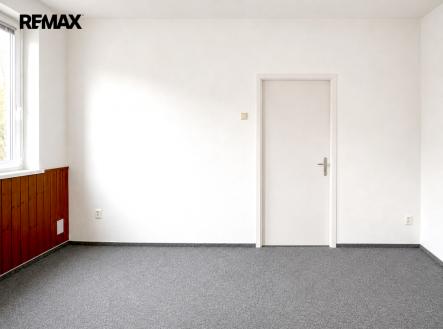 c3a49774-b49d-44e1-97ee-424712a9e9e4.png | Pronájem - kanceláře, 36 m²