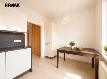3ca1ff54-ed16-4b47-a1d0-e7c6447233e5.png | Pronájem bytu, 3+1, 79 m²