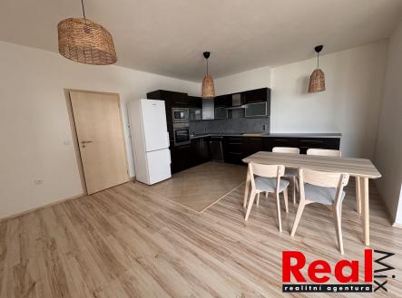 IMG_2776 | Pronájem bytu, 2+kk, 71 m²