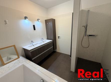 IMG_1018 | Pronájem bytu, 3+kk, 93 m²