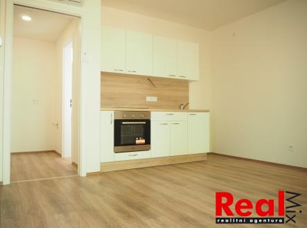 P7150319 | Pronájem bytu, 1+kk, 36 m²