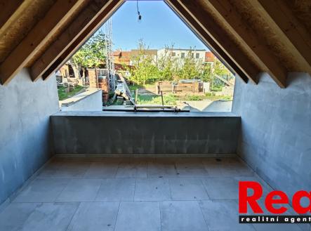 IMG_20260424_074651 | Pronájem bytu, 4+kk, 97 m²