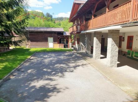 foto: 2 | Prodej - dům/vila, 634 m²