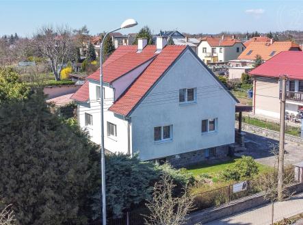 . | Prodej - dům/vila, 298 m²