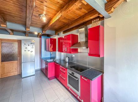. | Pronájem bytu, atypický, 102 m²