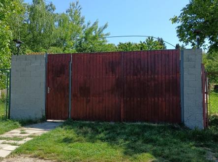 . | Prodej - pozemek pro bydlení, 766 m²