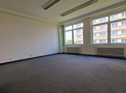 . | Pronájem - kanceláře, 36 m²