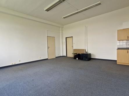 . | Pronájem - kanceláře, 36 m²