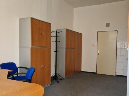 . | Pronájem - kanceláře, 27 m²