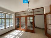 Prodej - dům/vila, 307 m²