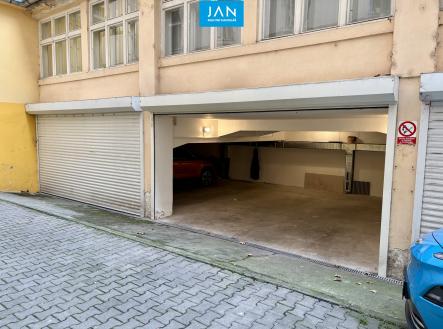 IMG_7657 2 | Pronájem - malý objekt/garáž