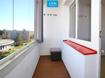 Topolova (10) | Pronájem bytu, 3+kk, 53 m²