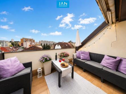 terasa 01 | Prodej bytu, 3+1, 104 m²