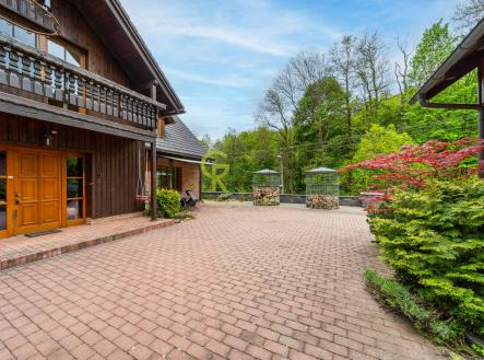 Prodej - dům/vila, 336 m²