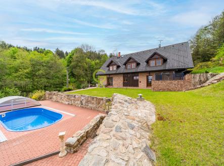 Prodej - dům/vila, 336 m²