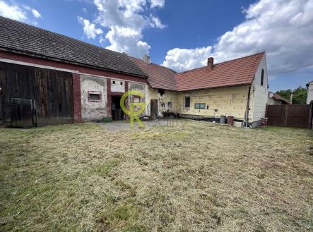 Pronájem - skladovací prostor, 16 m²