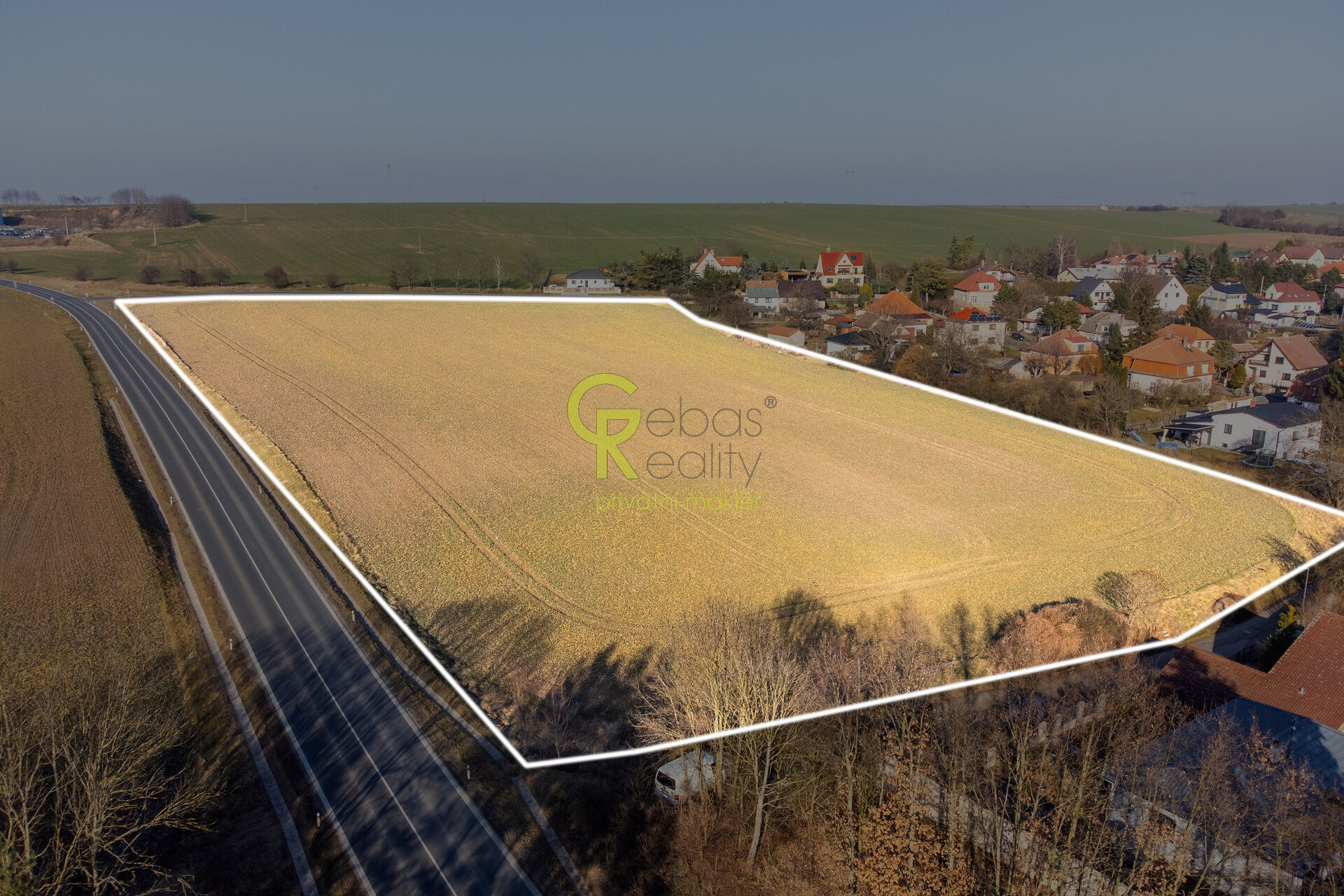 stavební pozemky 23.591 m2 vhodné pro developery - Plaňany u Kolína