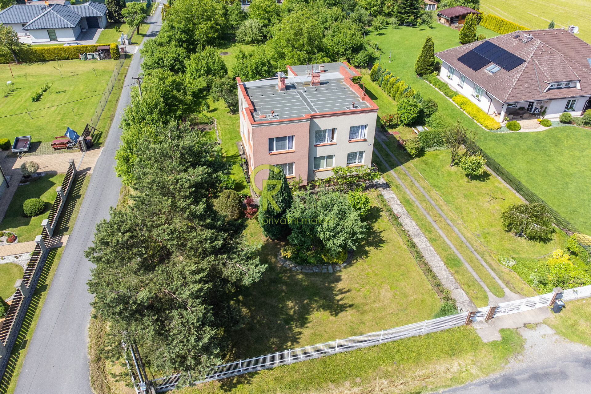 prodej dovugeneračního rodinného domu s velkou zahradou - ul.Pod Zvonek, Český Těšín