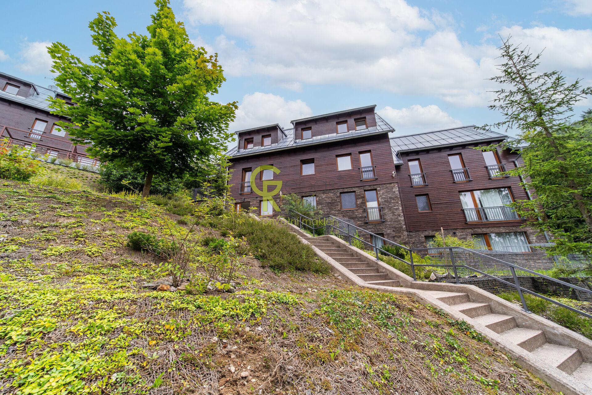 Prodej moderního horského apartmánu 1+kk v Bratrouchově, západní Krkonoše