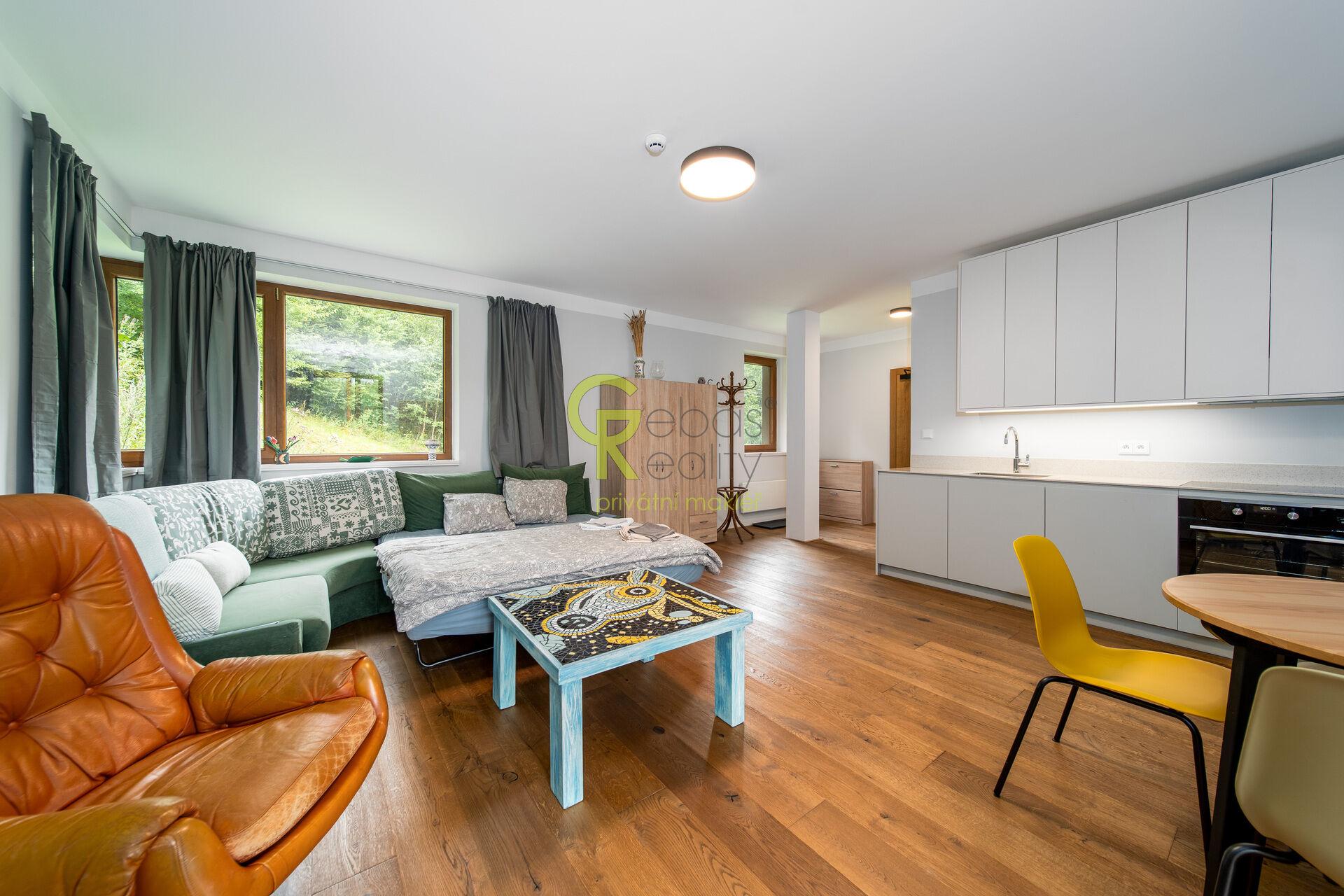 Prodej moderního horského apartmánu 1+kk v Bratrouchově, západní Krkonoše