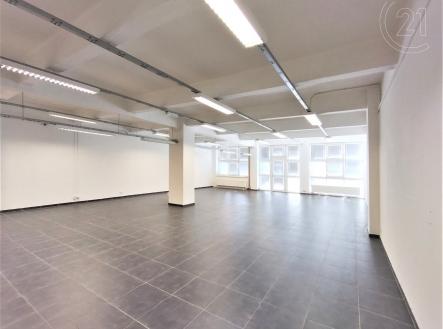 . | Pronájem - obchodní prostor, 223 m²