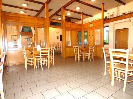 . | Prodej - restaurace, 325 m²