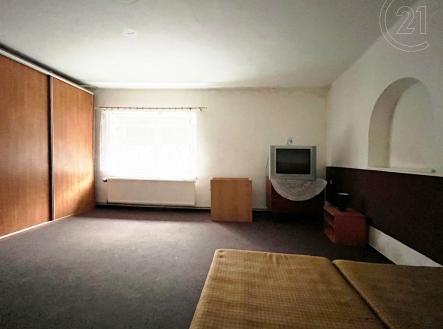 . | Prodej - dům/vila, 230 m²